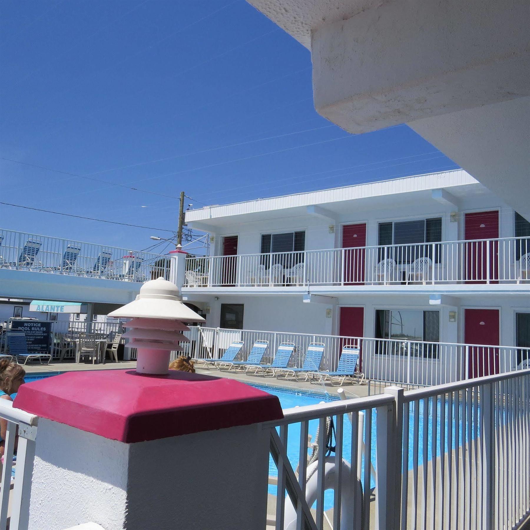 Alante Oceanfront Motor Hotel Норт Уайлдууд Екстериор снимка